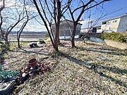 高速道路も近いですので車移動に適した環境になっています♪