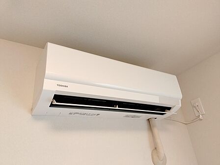 エアコン完備(洋室4.4帖部分)