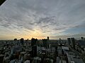 バルコニーは西...