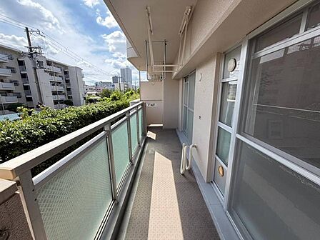 2階部分にあるお部屋のため、眺望・通風良好です。