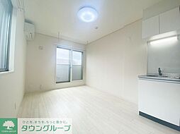 京王線 明大前駅 徒歩4分の賃貸アパート 1階1LDKのリビング/ダイニング