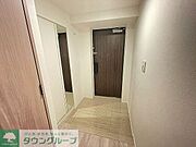 タウンハウジングレジデンス事業部　恵比寿店・赤坂店までお問合せ下さい。