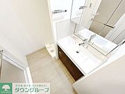 お部屋探しは株式会社　タウンハウジング　までお気軽にお問合せ下さい。クレジットカード決済・首都圏を中心直営143店舗　仲介件数全国2位の豊富な実績！諸費用・審査等・何でもご相談下さい。