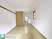 お部屋探しは株式会社　タウンハウジング　までお気軽にお問合せ下さい。クレジットカード決済・首都圏を中心直営143店舗　仲介件数全国2位の豊富な実績！諸費用・審査等・何でもご相談下さい。