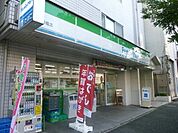 ファミリーマート 104m