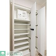 シューズボックス