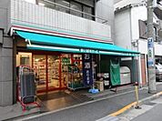まいばすけっと高田馬場駅北店 922m