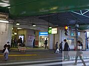 大久保駅(JR 中央本線) 徒歩10分。 740m
