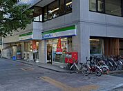 ファミリーマート　久屋通店