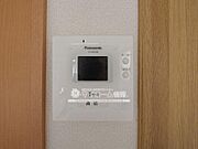 安心のTVモニター付きインターホン