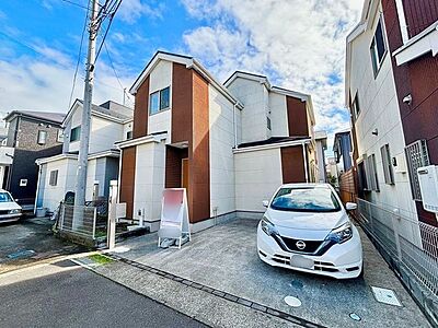 外観：ご見学のご予約は【電話】【資料請求】から承ります即日ご見学希望は【電話】にてお問い合わせください