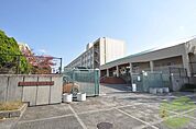 神戸市立長坂中学校 1779m