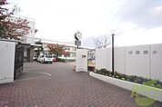 須磨浦学園 須磨浦小学校 576m