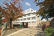 神戸市立神陵台中学校 1276m