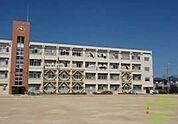 神戸市立有瀬小学校 971m