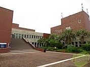兵庫県立図書館 2826m