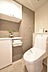 トイレ：最新の節水型トイレです！隅々までお掃除のしやすい構造になっています！100年キレイが続くコーティングが施されています♪
