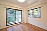 室内：フローリング・クロス・建具・照明全て新調しているので、気持ちよくお住まいいただけます♪