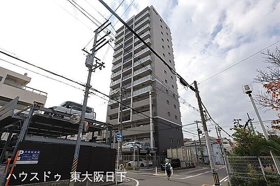・八戸ノ里駅徒...