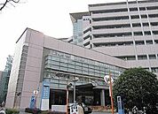 市立東大阪医療センター 外来診療受付時間は、平日（月〜金）の午前8時30分から午前11時までです。 800m