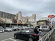 関西スーパー_日下店●営業時間_9:00～21:00 450m