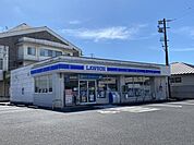 ローソン 日南大堂津店 1360m
