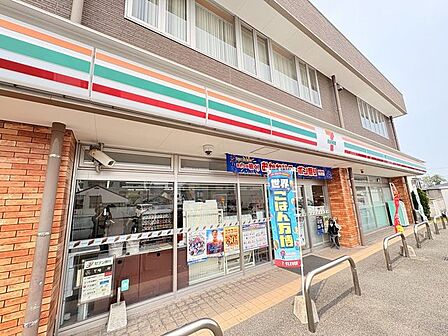 セブンイレブン 宮崎神宮東3丁目 650m