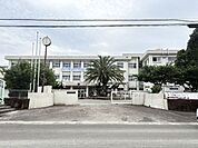 檍中学校 710m