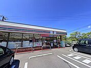 セブンイレブン 佐土原久峰店 810m