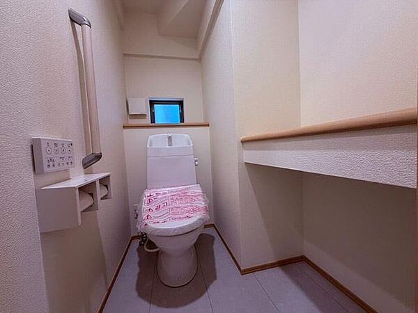 トイレを拡大表示