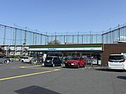 ファミリーマート 川口神根店 570m