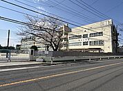 川口市立上青木小学校 870m