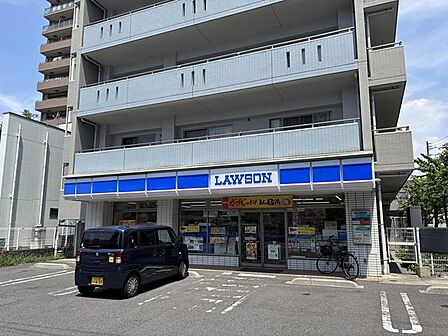 ローソン 川口栄町一丁目店 140m