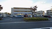 ローソン 東川口四丁目店 710m