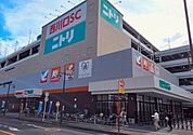 サンドラッグ西川口店 310m