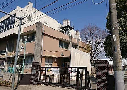 川口市立芝西小学校 680m