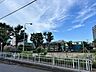 周辺：青木2丁目第3公園 390m