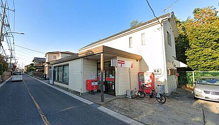 東川口一郵便局 130m