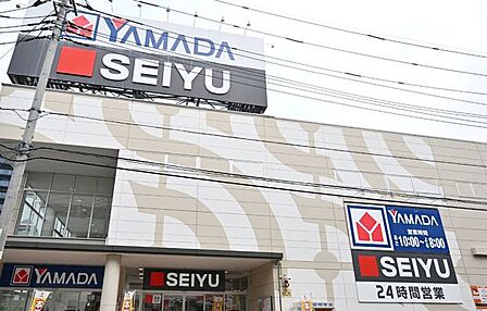 西友東川口店 730m
