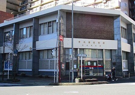 青木信用金庫 並木町支店 130m