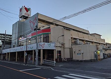 コモディイイダ蕨店 760m