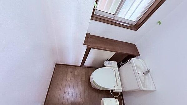 トイレを拡大表示
