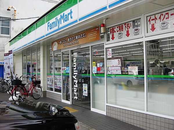 画像28:【コンビニエンスストア】ファミリーマート海老江一丁目店まで498ｍ