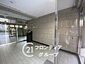 シンプルなロビ...