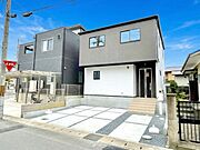 最寄り駅まで徒歩圏内の便利な立地です。