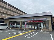 セブンイレブン山科大宅鳥井脇町店 徒歩17分。 1350m