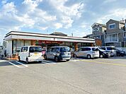セブンイレブン山科東野舞台町店 徒歩4分。 320m