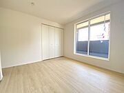 こちらのお部屋はバルコニーに面しており、日当たり、通風ともに良好です！