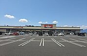 バロー守山小島店 徒歩8分。 610m