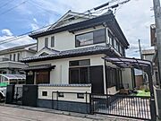 風格ある外観は、住む人のステータスを感じさせる重厚なデザインです。安心感を与える堅牢な造りです。